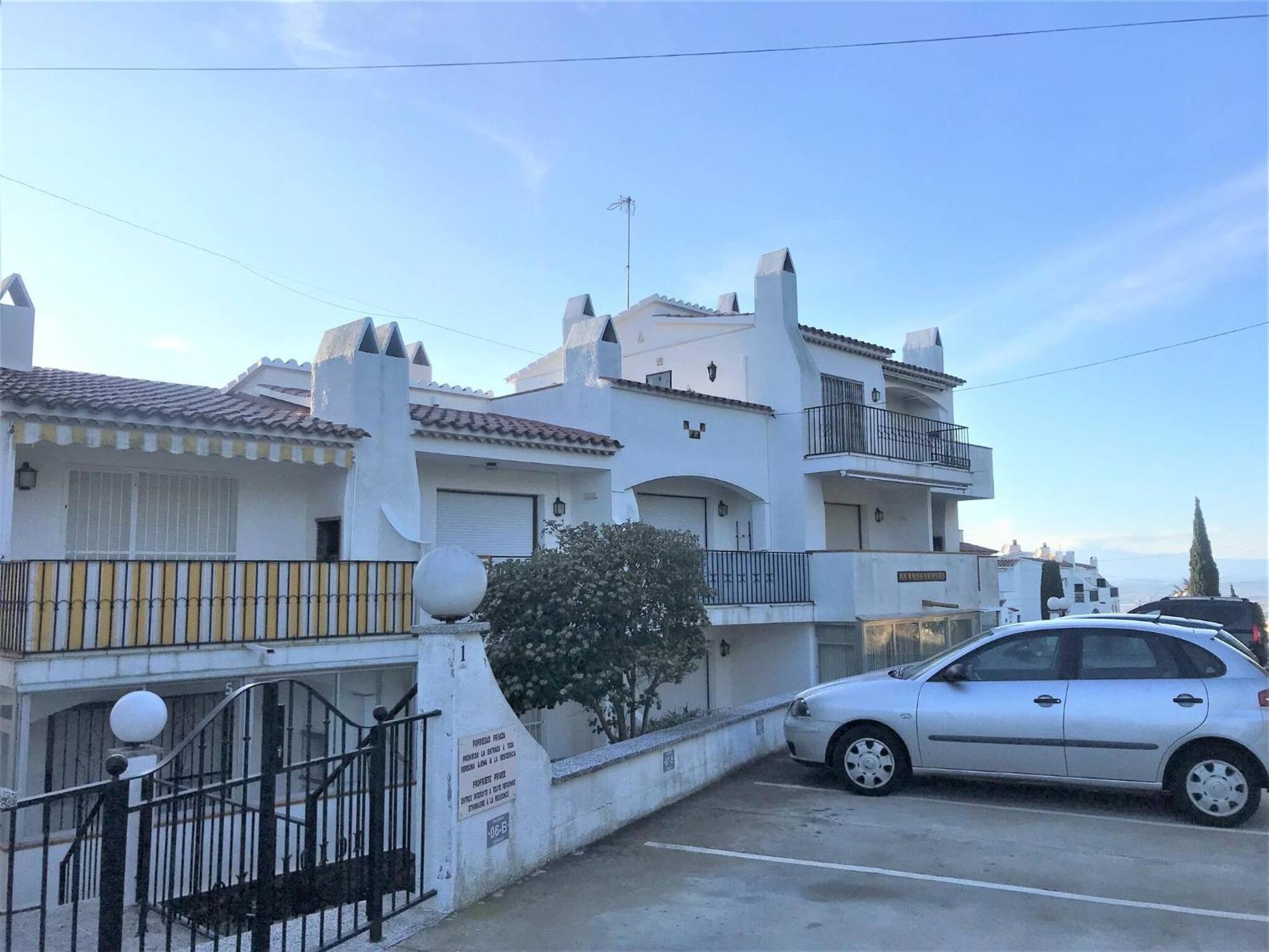 Vakantiehuis En Parking Y Piscina Comunitaria Av-54 *