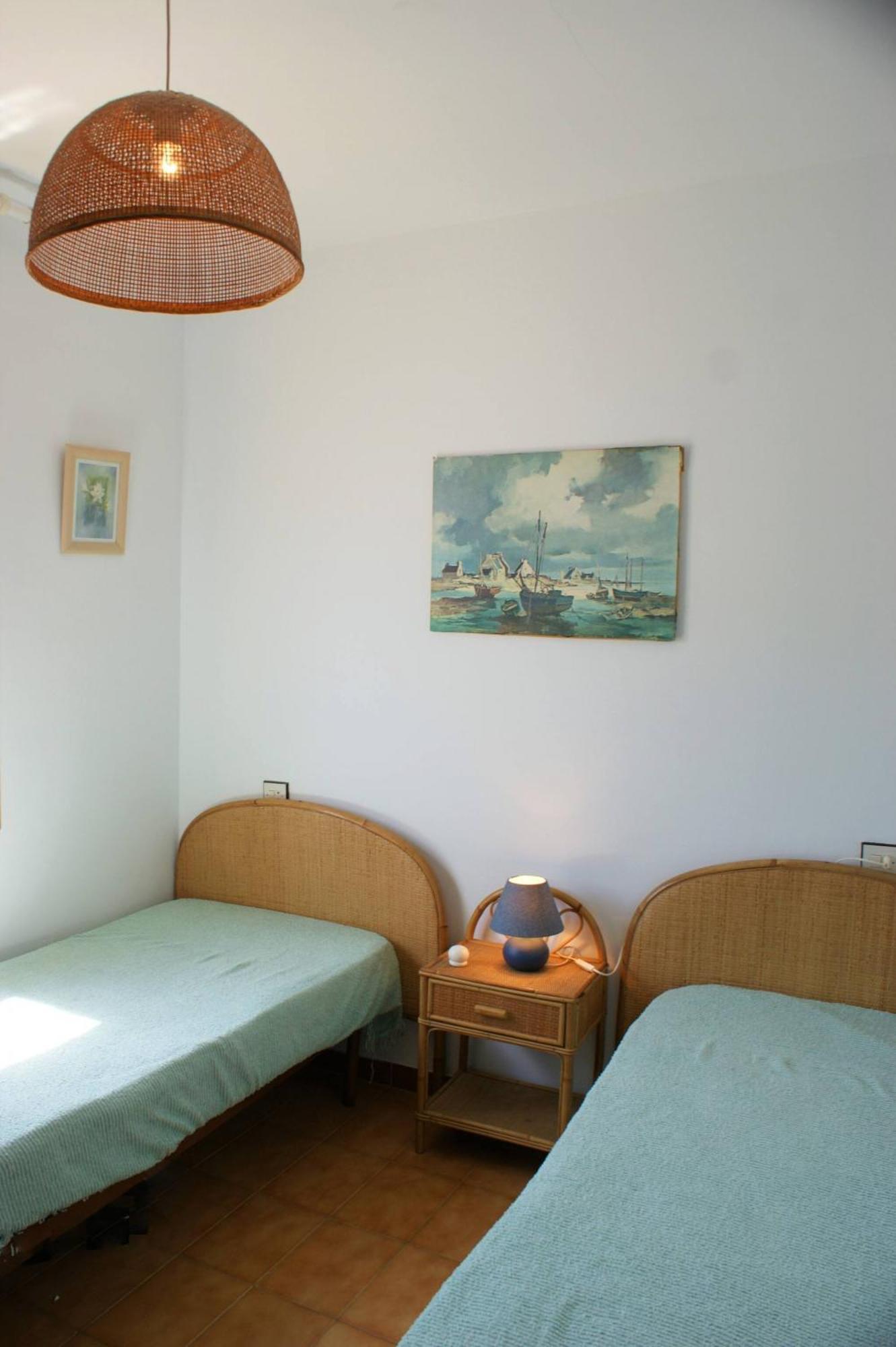 En Parking Y Piscina Comunitaria Av-54 Vakantiehuis Roses
